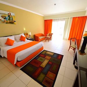 Deluxe Garden view room Egyptians residents only
